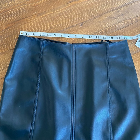 Free People Modern Femme Vegan Leather Skirt In Black Size Large - Picture 7 of 10